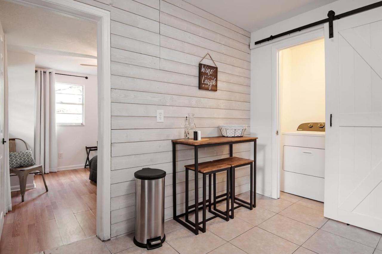 **Tampa Urban Convenience ** Villa Екстериор снимка